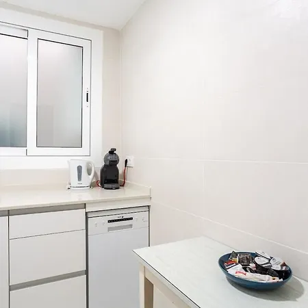 Blue 4 Bedrooms Terrace شقة *