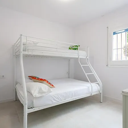 Blue 4 Bedrooms Terrace شقة يوريت دي مار