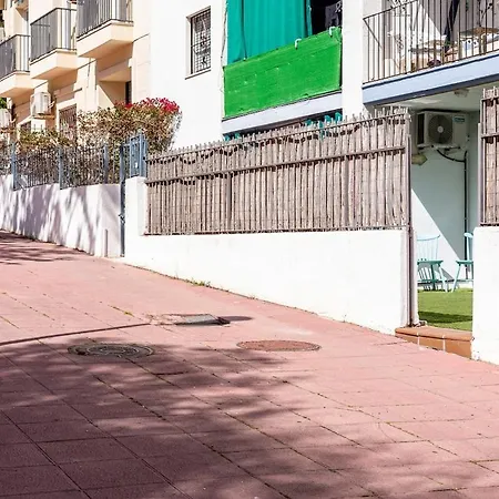 Blue 4 Bedrooms Terrace يوريت دي مار